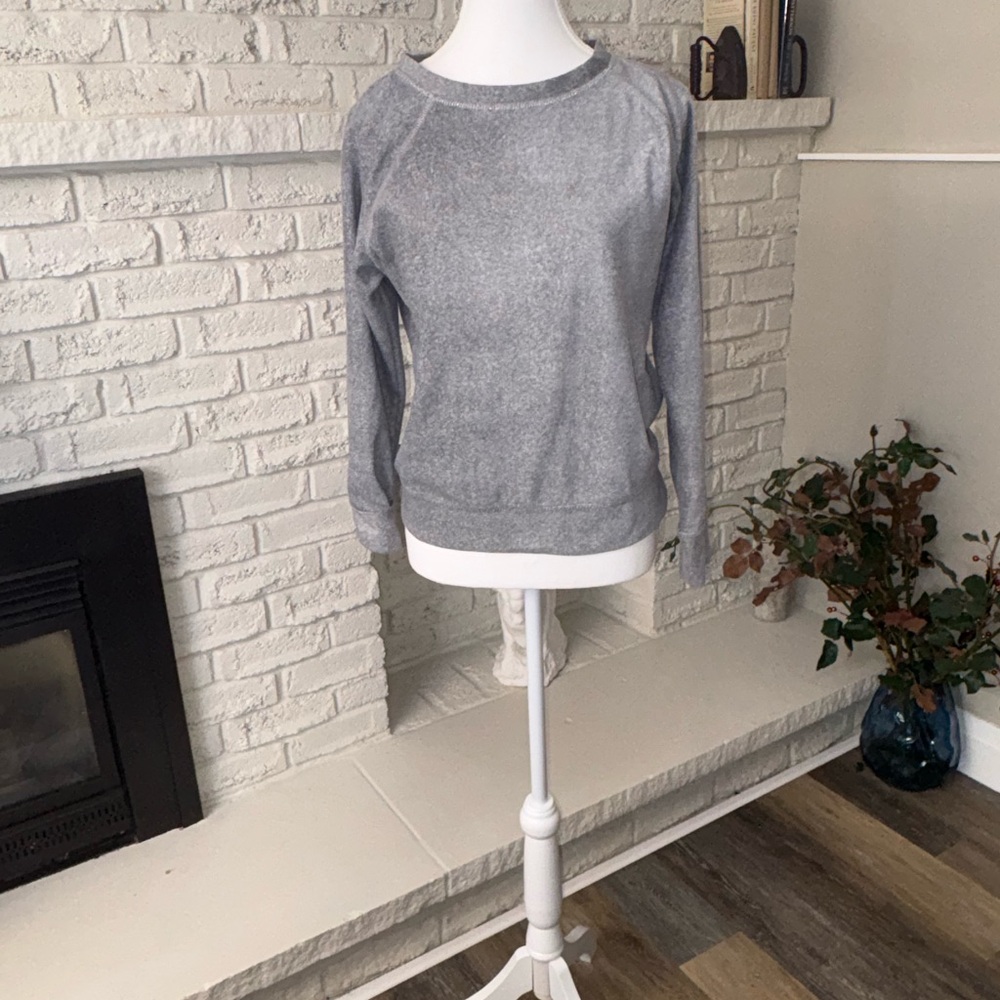 Steve Madden Heather Grey Raglan Sweatshirt with Pink Logo Trim Size XS/S